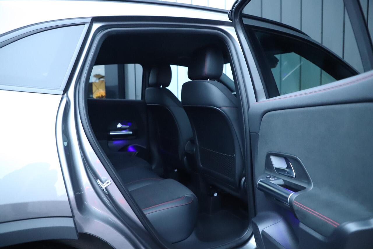 Mercedes-Benz GLA-KLASSE 250e AMG | 218PK | Sfeerverlichting | Led | Stoelverwarming | Standkachel | Widescreen | Carplay | Clima | 2022.