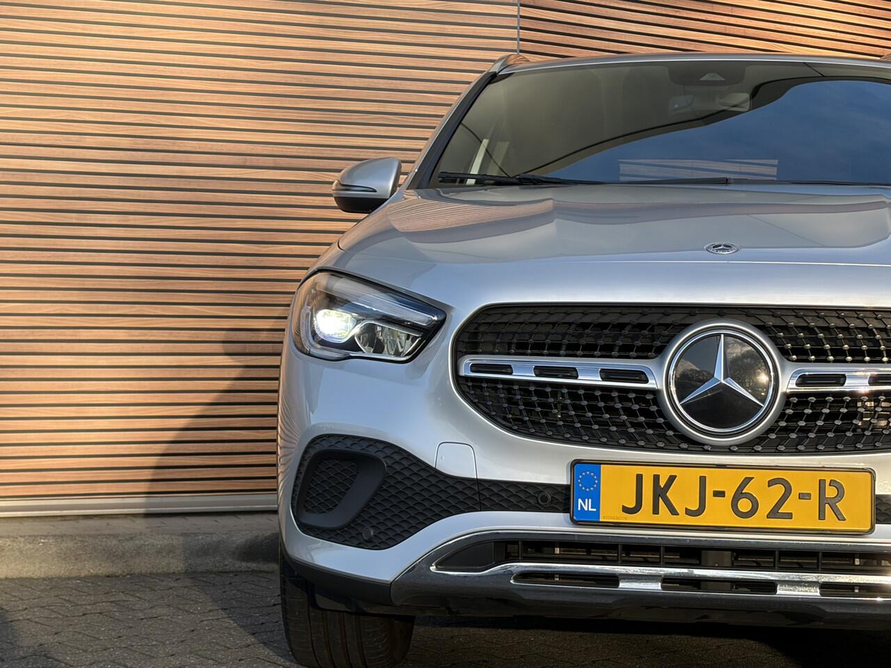 Mercedes-Benz GLA-KLASSE 250 e Business Solution Navigatie / Cruise / Camera