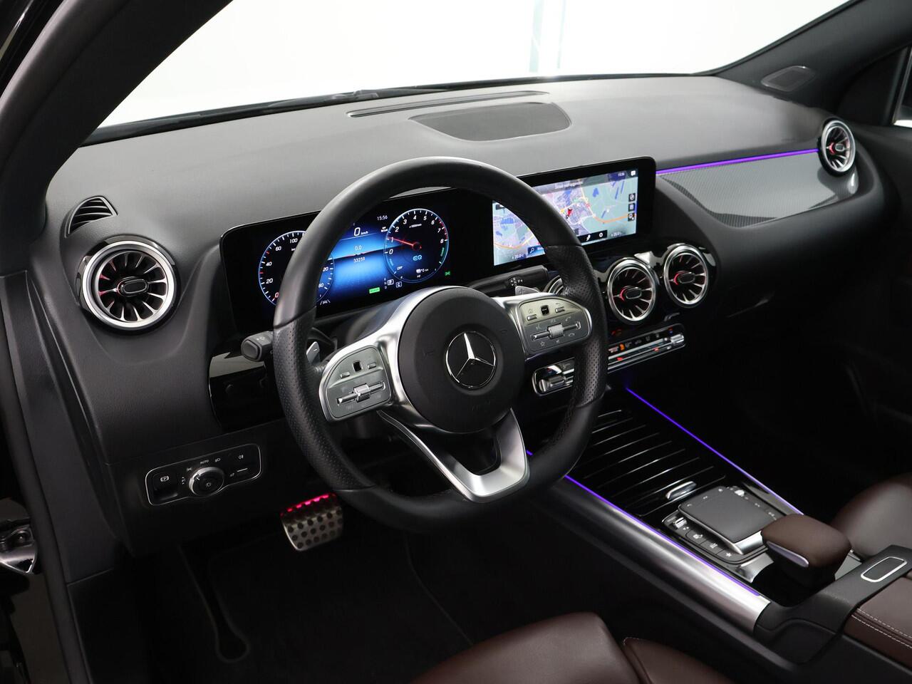 Mercedes-Benz GLA-KLASSE 250 e Business Solution AMG Limited | Night | Panoramadak | 19" lichtmetalen velgen | Achteruitrijcamera |