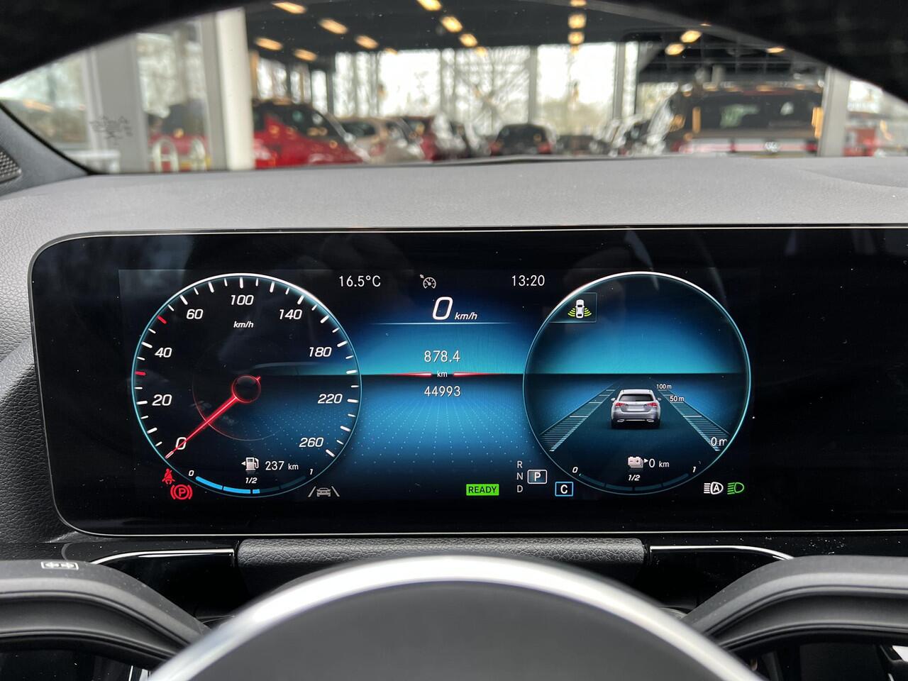 Mercedes-Benz GLA-KLASSE 250e Business Solution Luxury Limited | Dodehoekassistent | Navigatie | Dealeronderhouden!