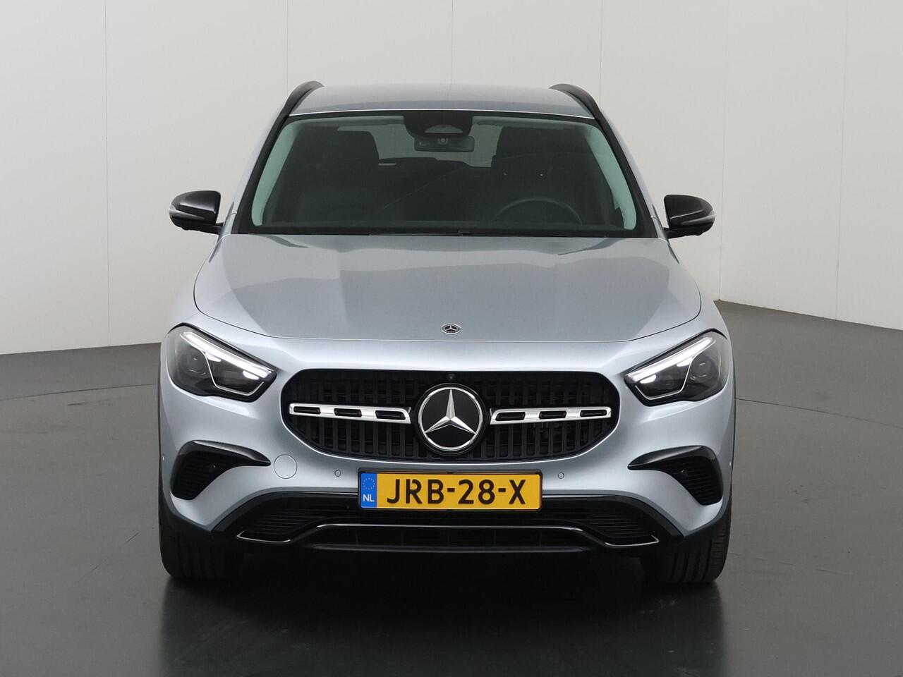 Mercedes-Benz GLA-KLASSE 250 e Luxury Line | Night pakket | Trekhaak | Winter pakket | 360 camera | Multibeam LED |