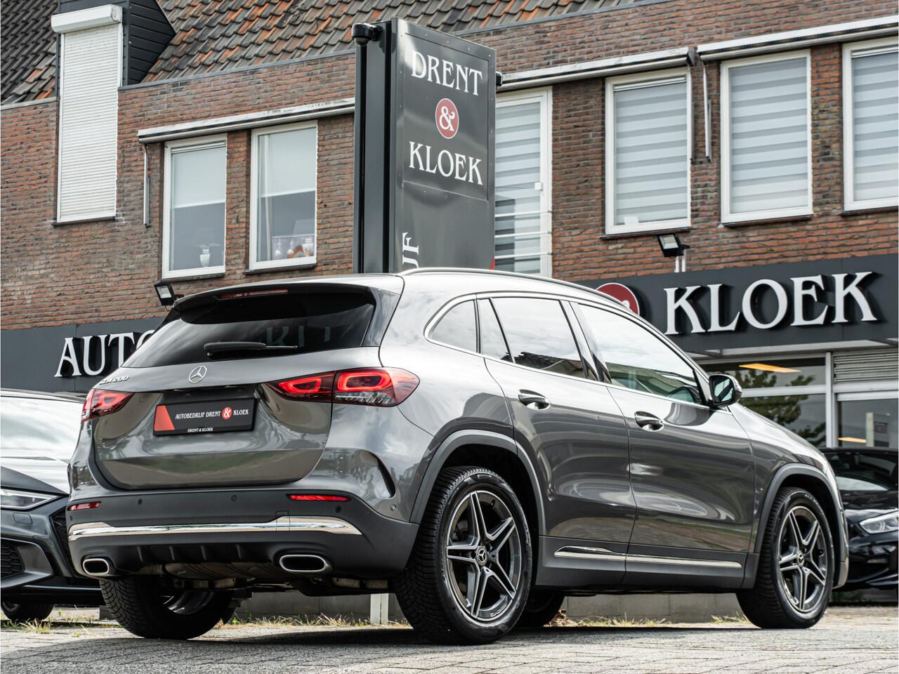 Mercedes-Benz GLA-KLASSE 200 AMG Line CAMERA 19 INCH DODEHOEK WIDESCREEN MULTI LED