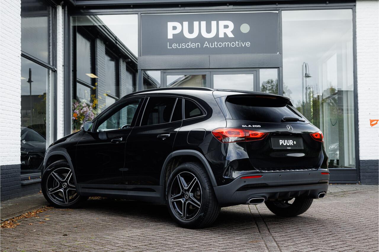 Mercedes-Benz GLA-KLASSE 200 Aut. AMG Night Edition Widescreen - High Perf. Led - Stoelverwarming