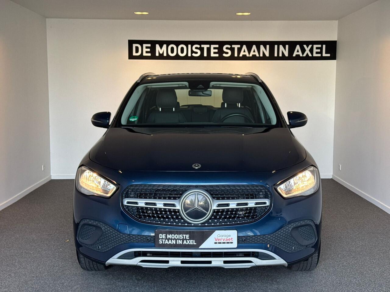 Mercedes-Benz GLA-KLASSE 180 Business Solution