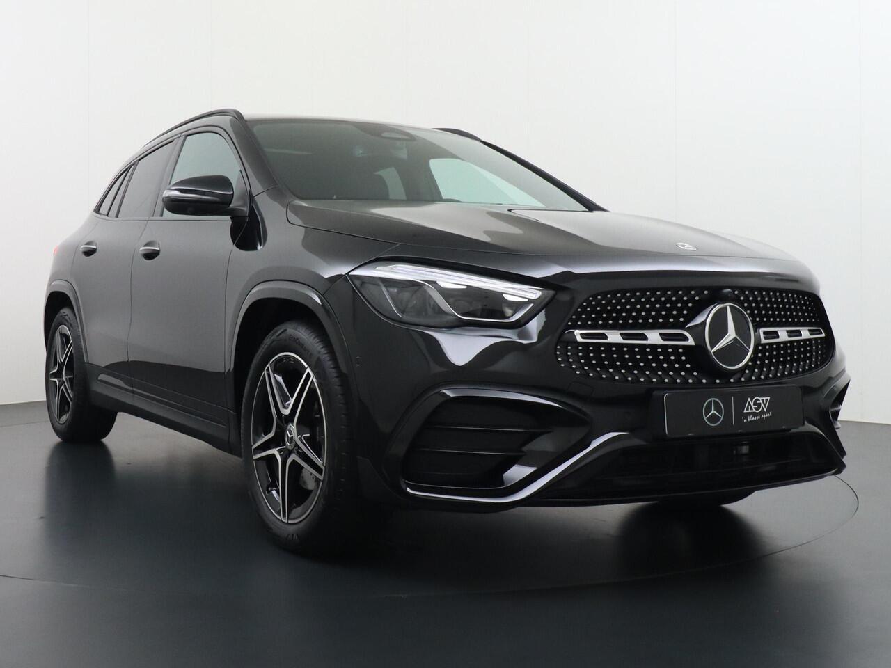 Mercedes-Benz GLA-KLASSE 180 Business Solution AMG