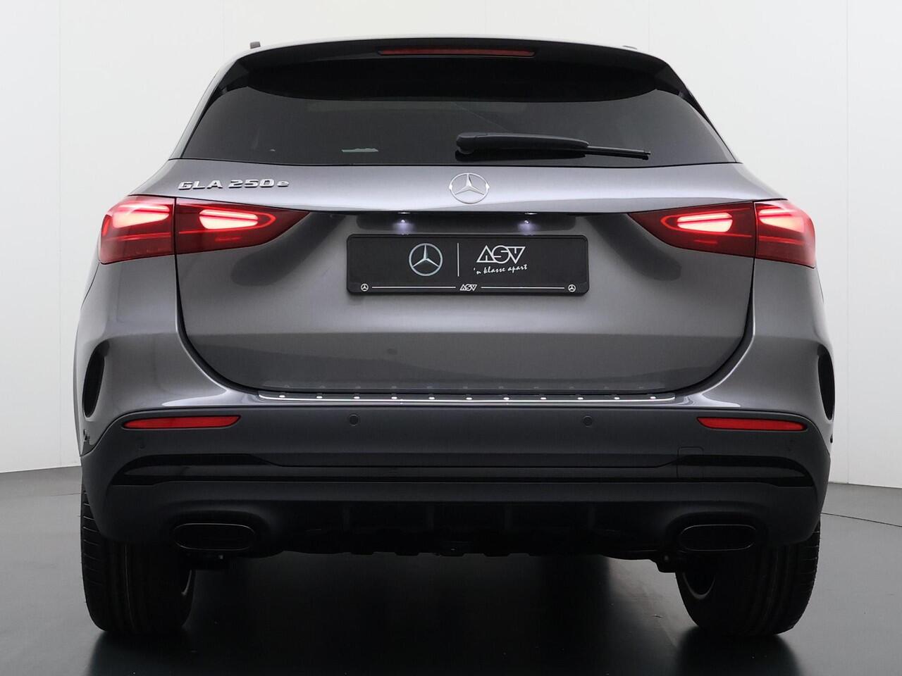 Mercedes-Benz GLA-KLASSE 250 e Business Solution AMG