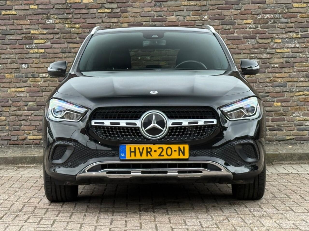 Mercedes-Benz GLA-KLASSE 250 E Plug-In Hybride Camera Navi Cruise