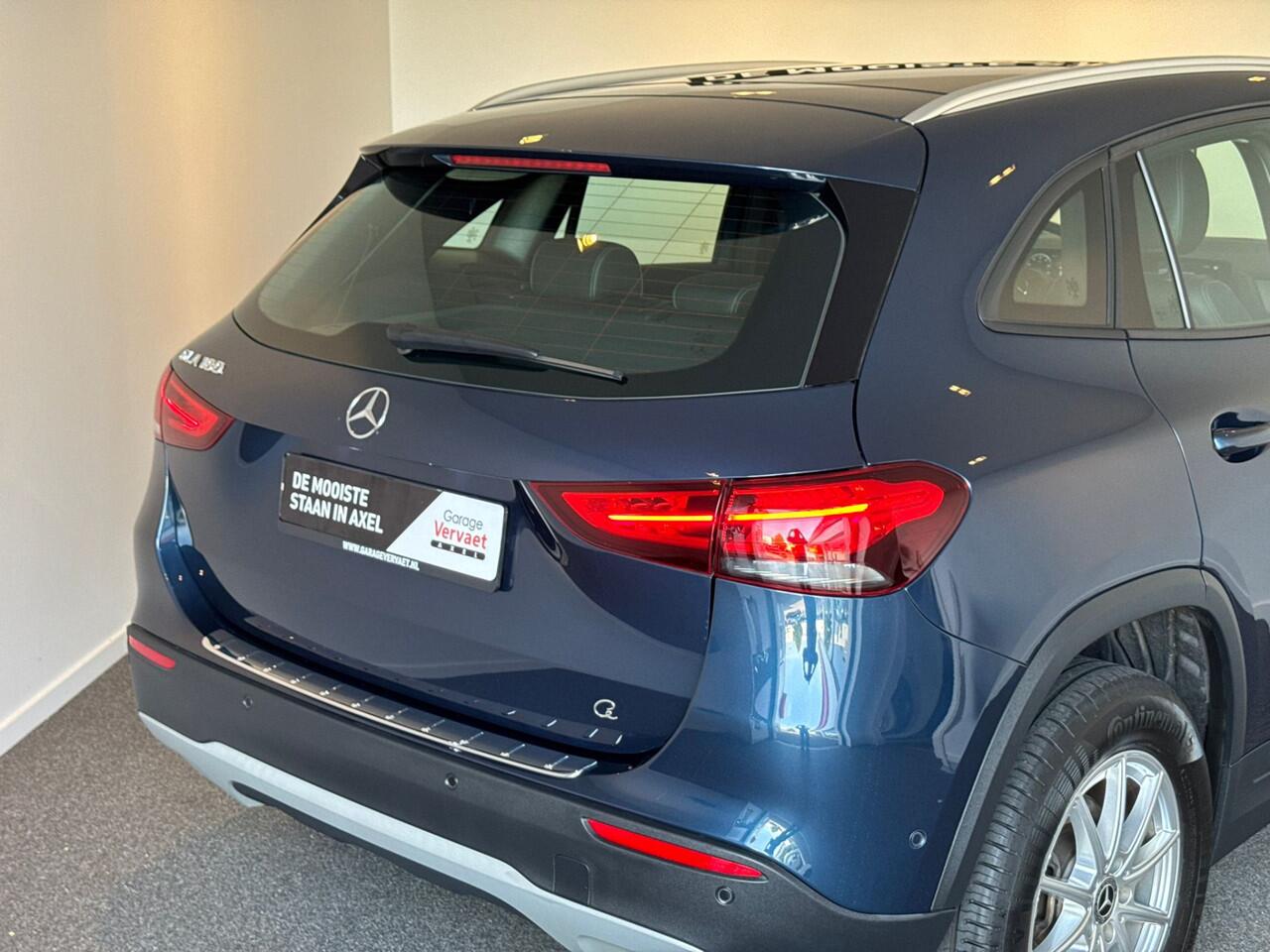 Mercedes-Benz GLA-KLASSE 180 Business Solution