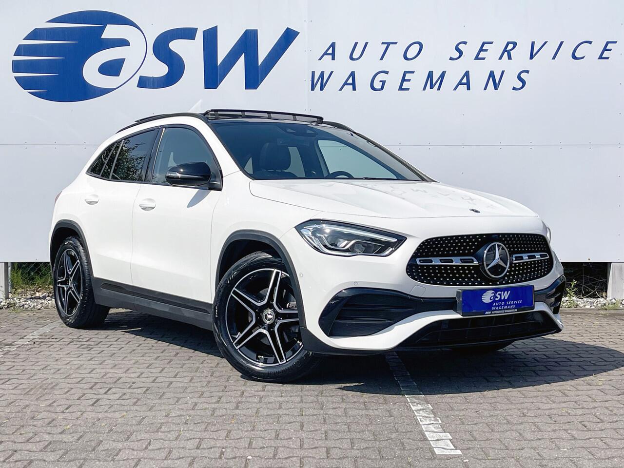 Mercedes-Benz GLA-KLASSE 200 AMG Line | Trekhaak | Pano | Burmester | Night Pakket