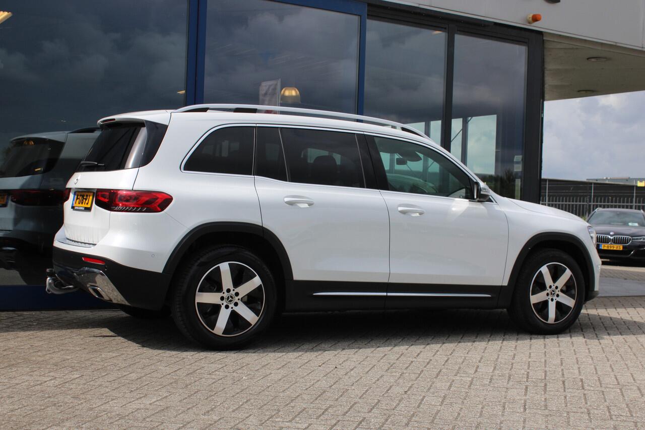 Mercedes-Benz GLB-Klasse 200 AUT7 Business Solution 7-PER LEDER TREKHAAK WIDESCREEN SFEER CARPLAY CAMERA