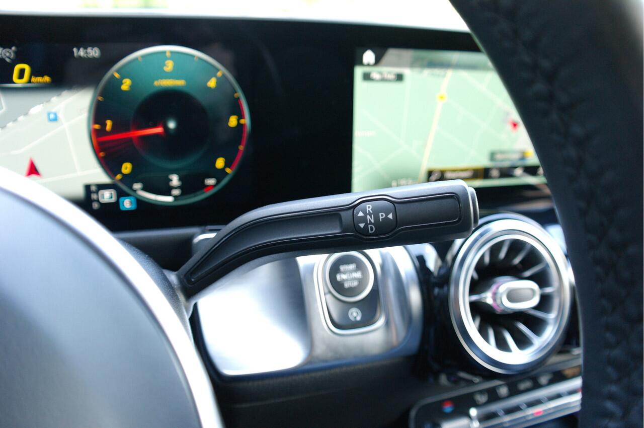 Mercedes-Benz GLB-Klasse 200 d Premium Plus Automaat | Carplay | Sfeer | Dealer Onderhouden | Camera