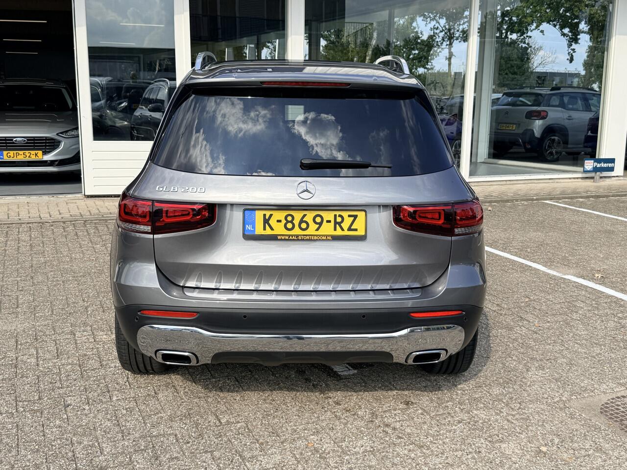 Mercedes-Benz GLB-Klasse 200 7p. | Automaat | LED | Navi | Sportstoelen | DAB | Bluetooth | PDC v+a incl. Camera | Elektr. Klep