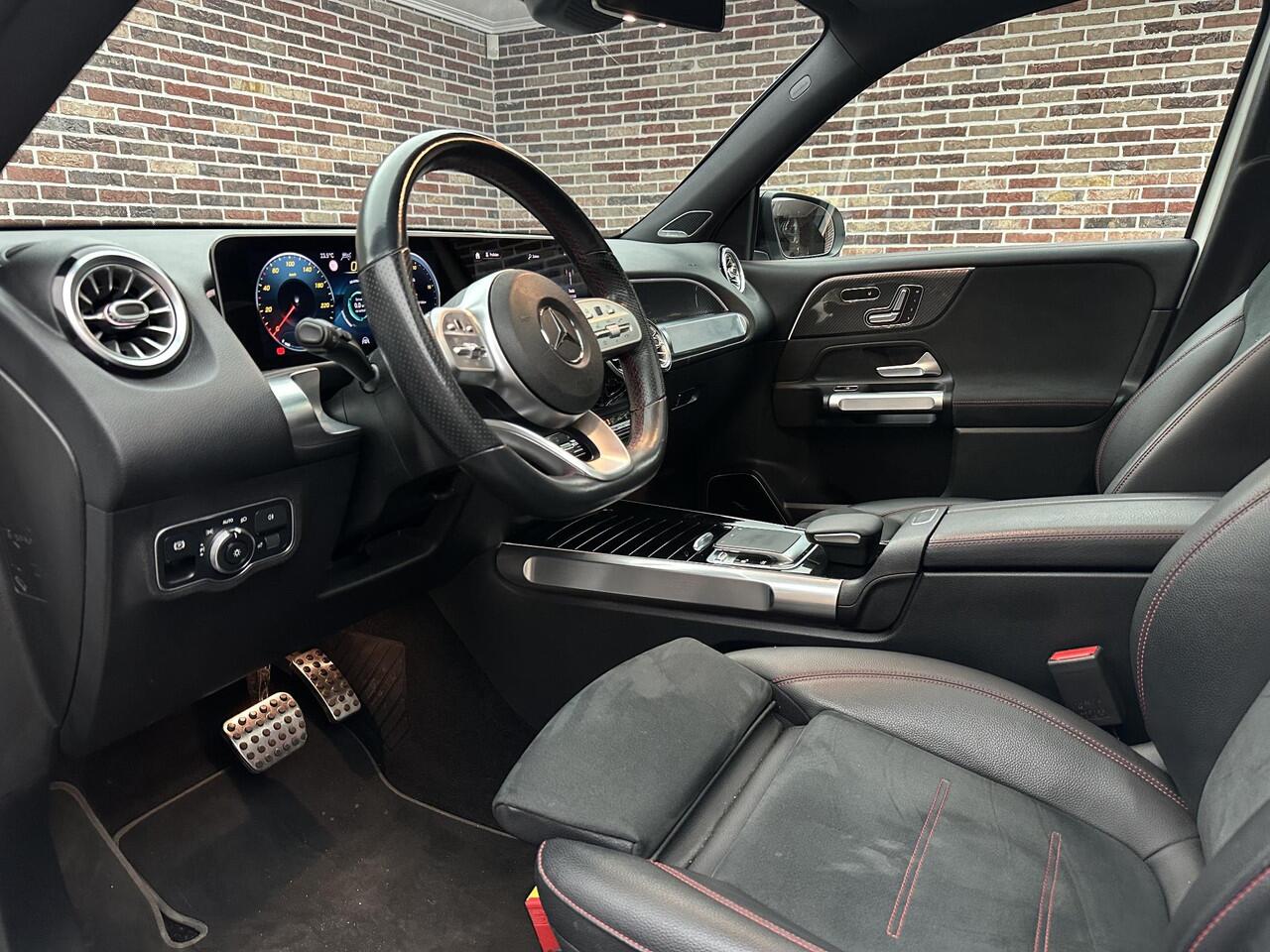 Mercedes-Benz GLB-Klasse 250 4MATIC Premium | Dak| Burmester| Memory| Sfeer|