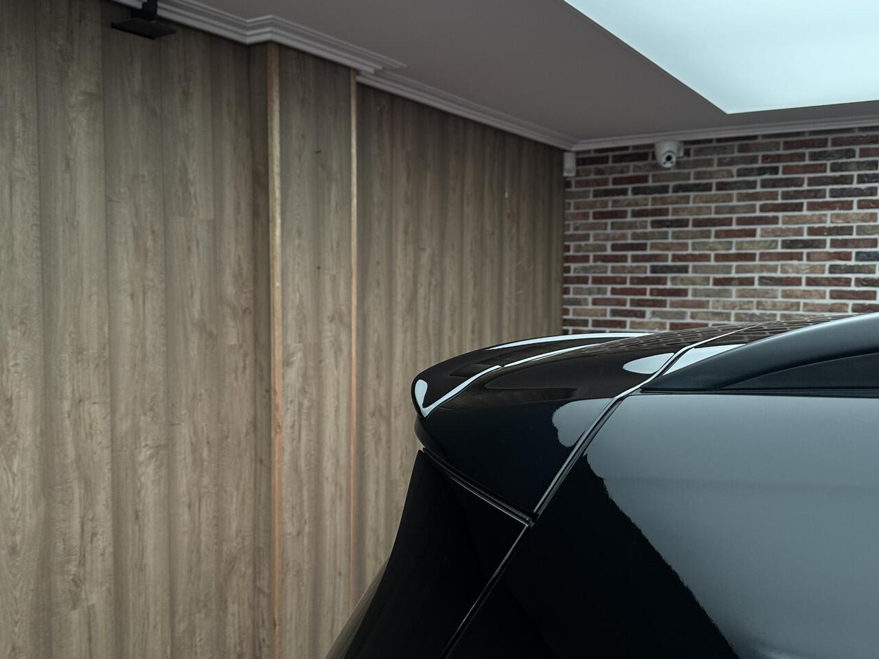 Mercedes-Benz GLB-Klasse AMG 35 4MATIC 7p. Panorama Memory Leer Trekhaak