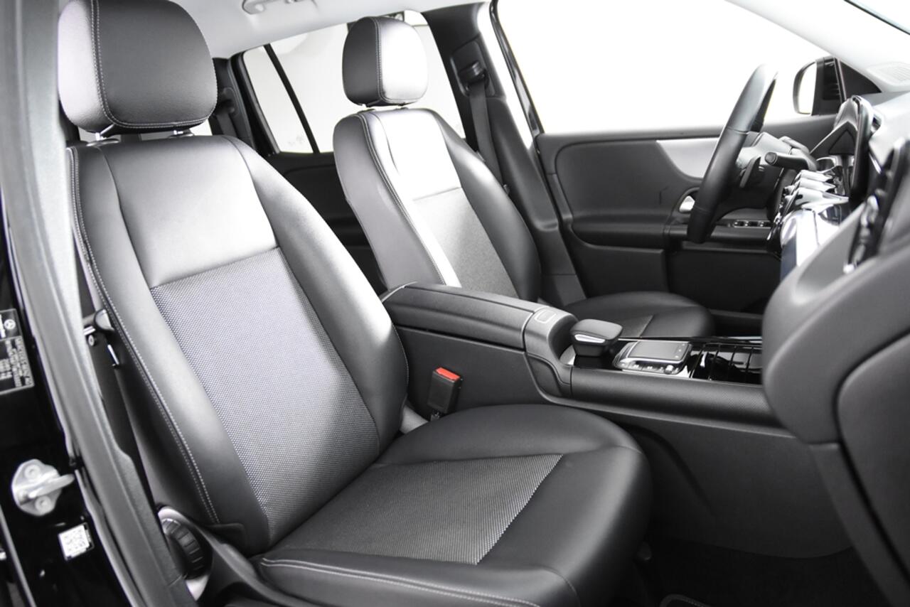 Mercedes-Benz GLB-Klasse 200 Business Solution *1ste Eigenaar*Leer*Navigatie*Stoelverwarming*