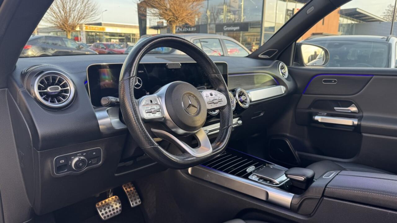 Mercedes-Benz GLB-Klasse 250 4MATIC Premium | Pano | Sfeer | Camera