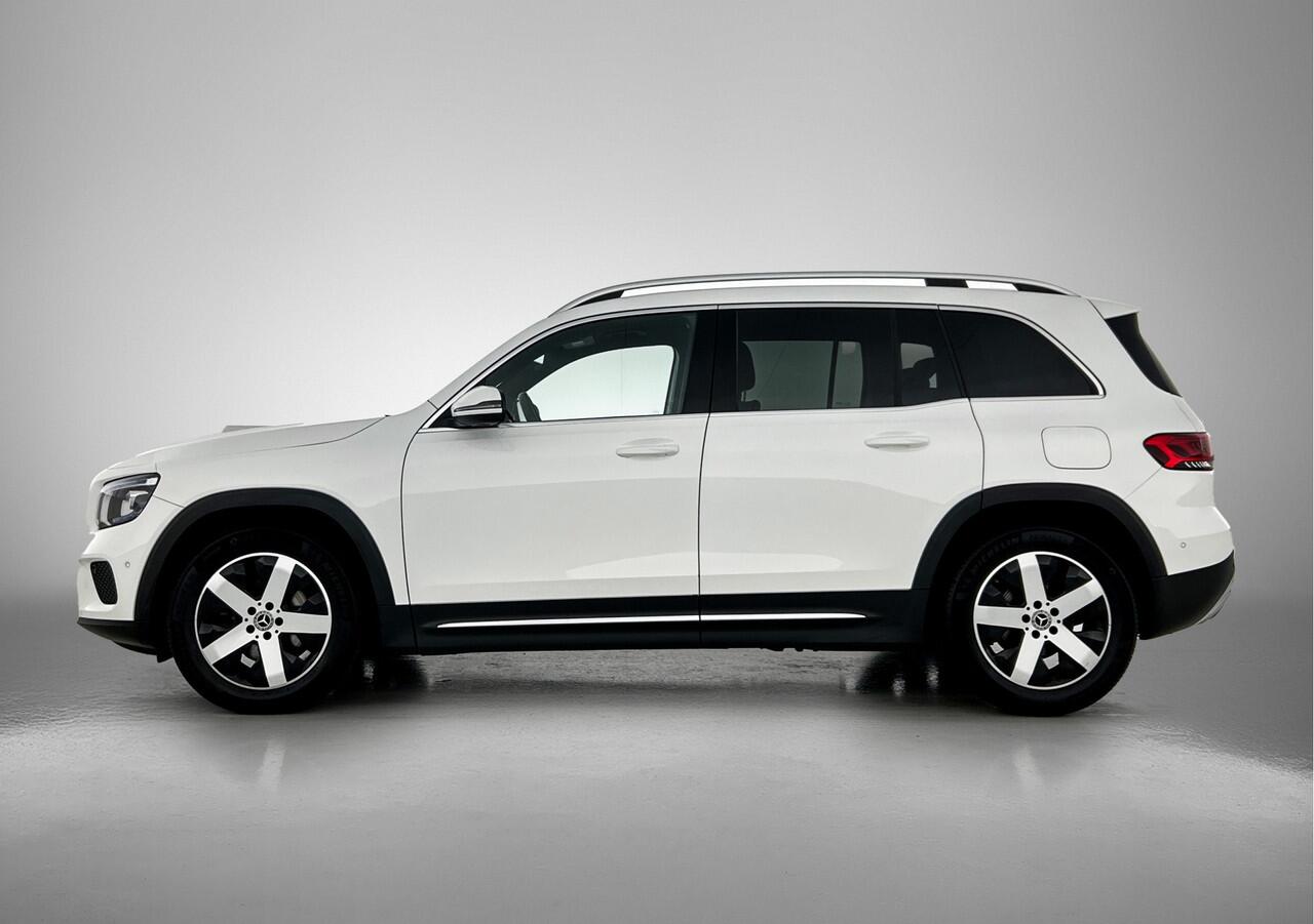 Mercedes-Benz GLB-Klasse 200 Progressive | Sfeerverlichting | LED | Alarm | Augmented Reality | Parkeerpakket met Camera | Inclusief 24 maanden Mercedes-Benz Certified garantie voor Europa.