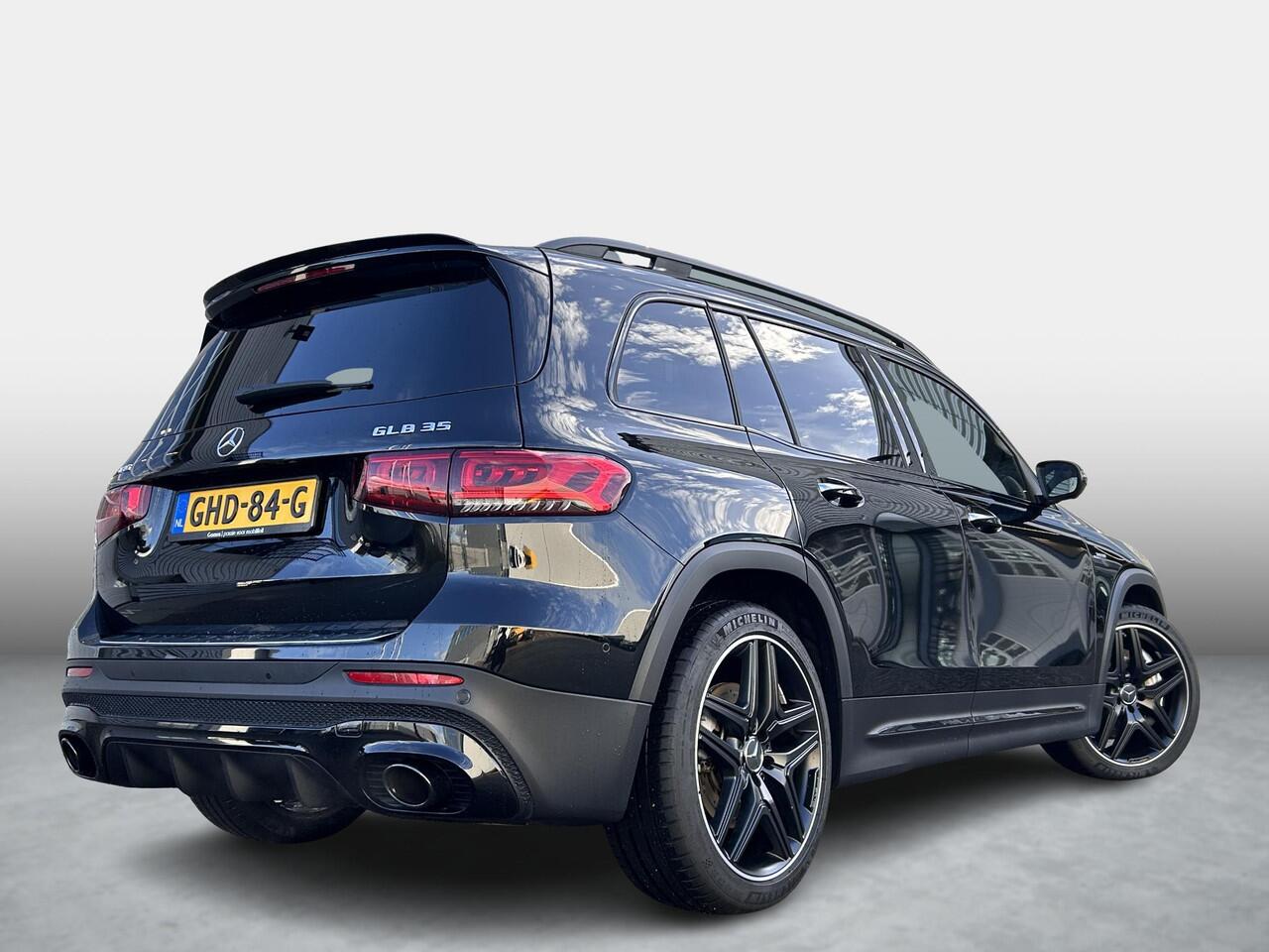 Mercedes-Benz GLB-Klasse AMG 35 4MATIC | Head-Up display | Panoramadak | Memory-pakket | Stoelverwarming | Carplay