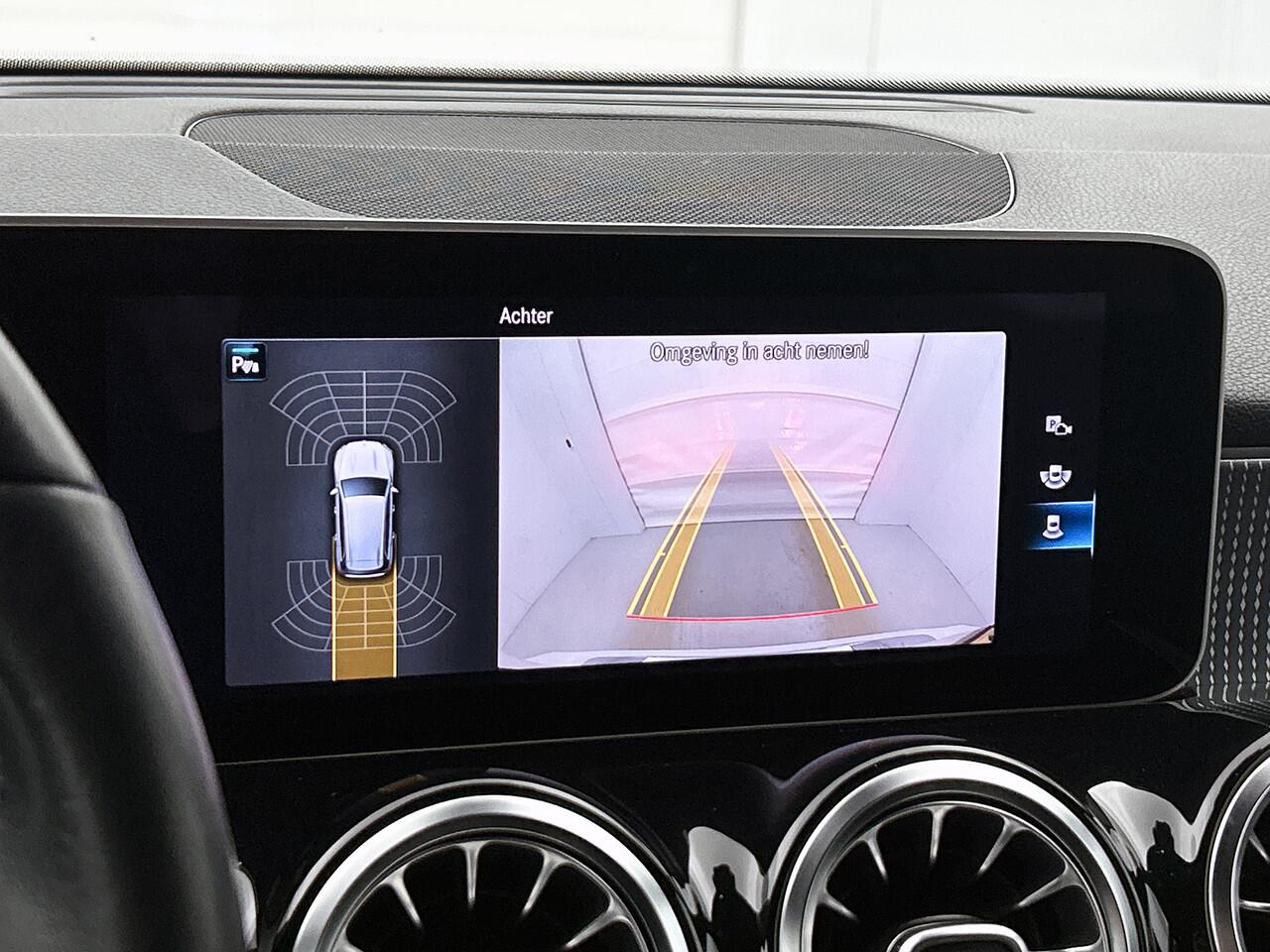 Mercedes-Benz GLB-Klasse 200 Progressive | Sfeerverlichting | LED | Alarm | Augmented Reality | Parkeerpakket met Camera | Inclusief 24 maanden Mercedes-Benz Certified garantie voor Europa.