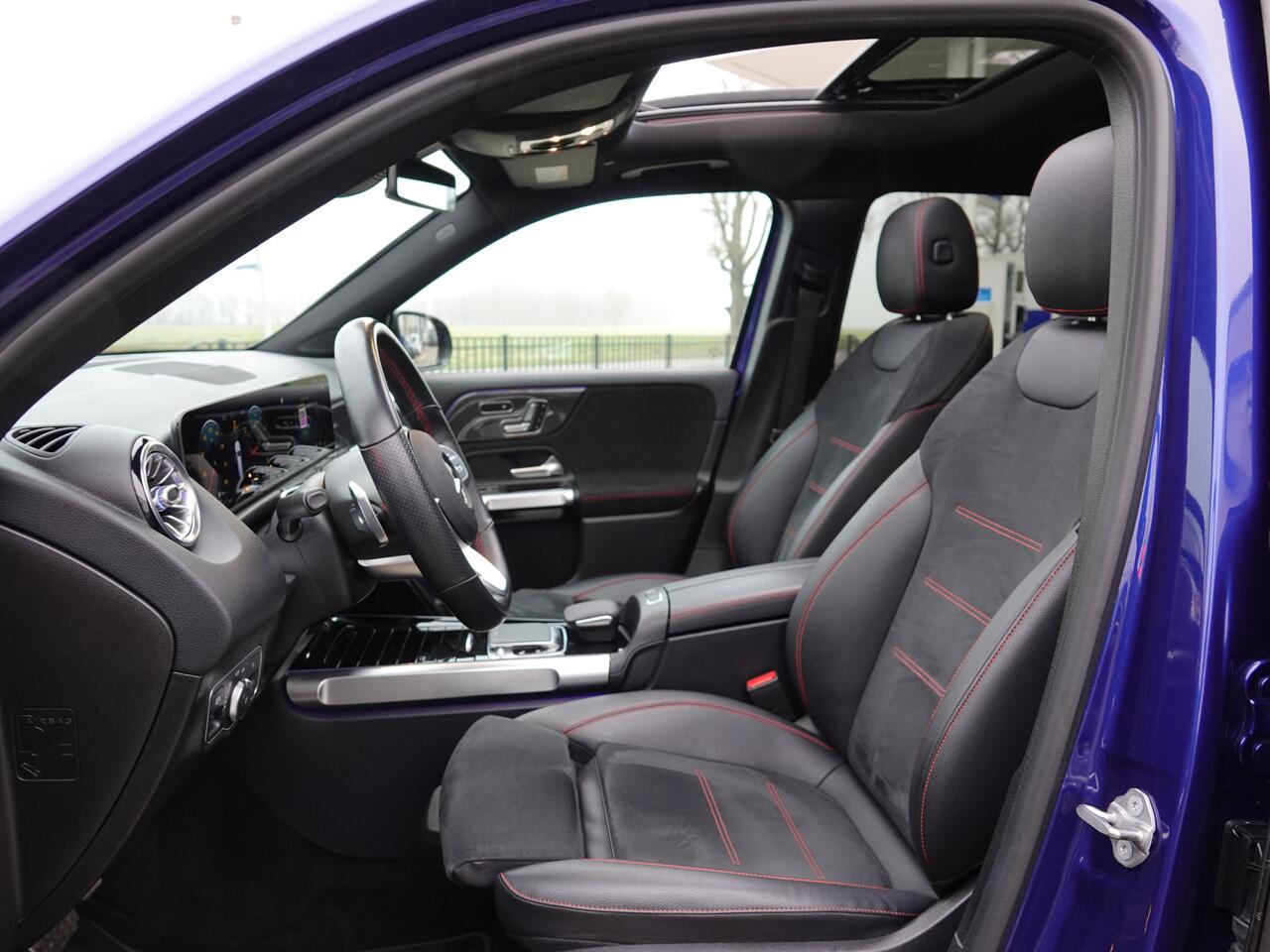 Mercedes-Benz GLB-Klasse 200 Bus. Sol. 165PK AMG PANO | LED MATRIX | MEMORY | LEER | NAVI | DODE HOEK