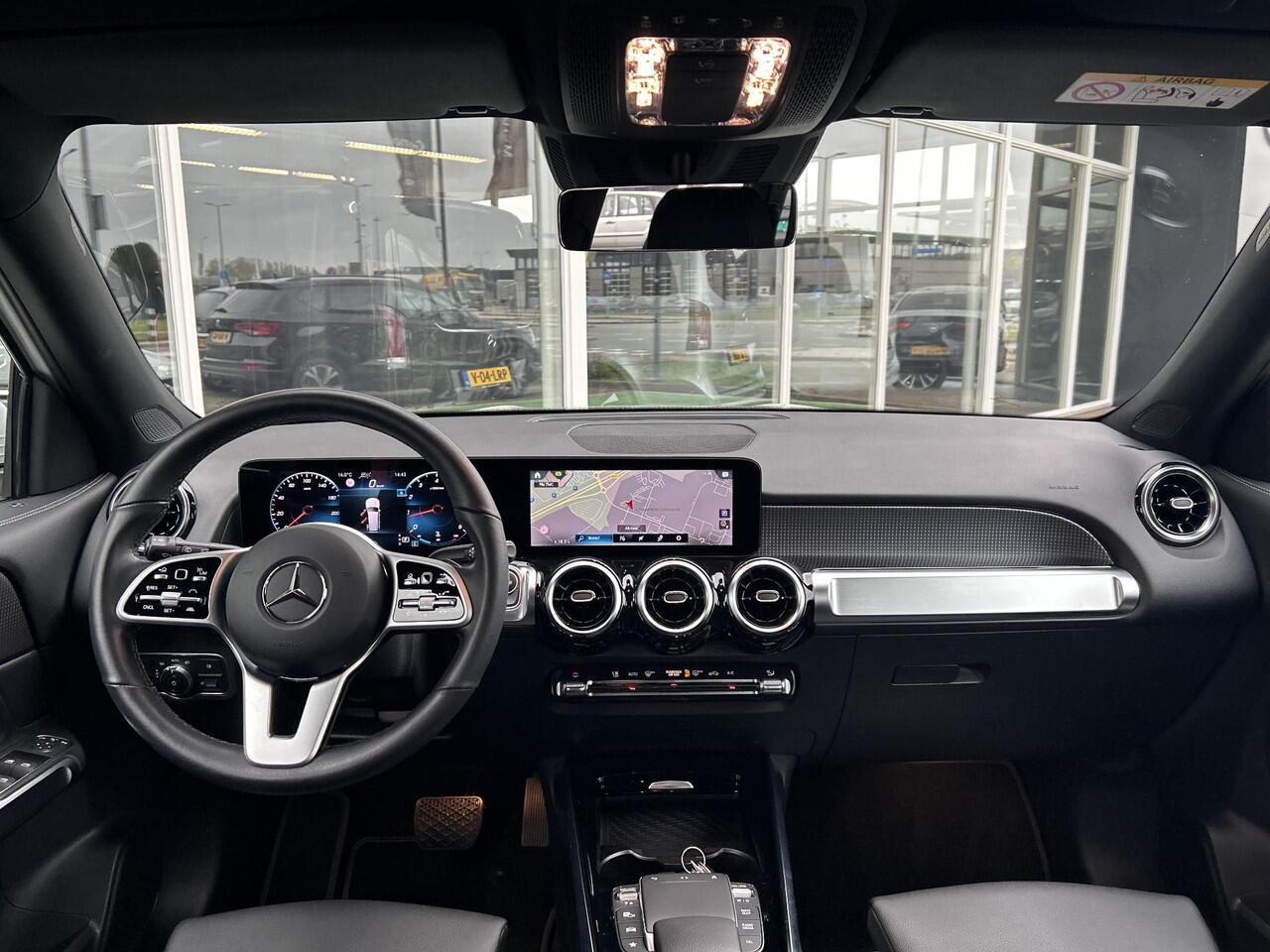 Mercedes-Benz GLB-Klasse 180 Luxury | Rijassistentie+ | Cruise Control | Stoelverwarming | Achteruitrijcamera