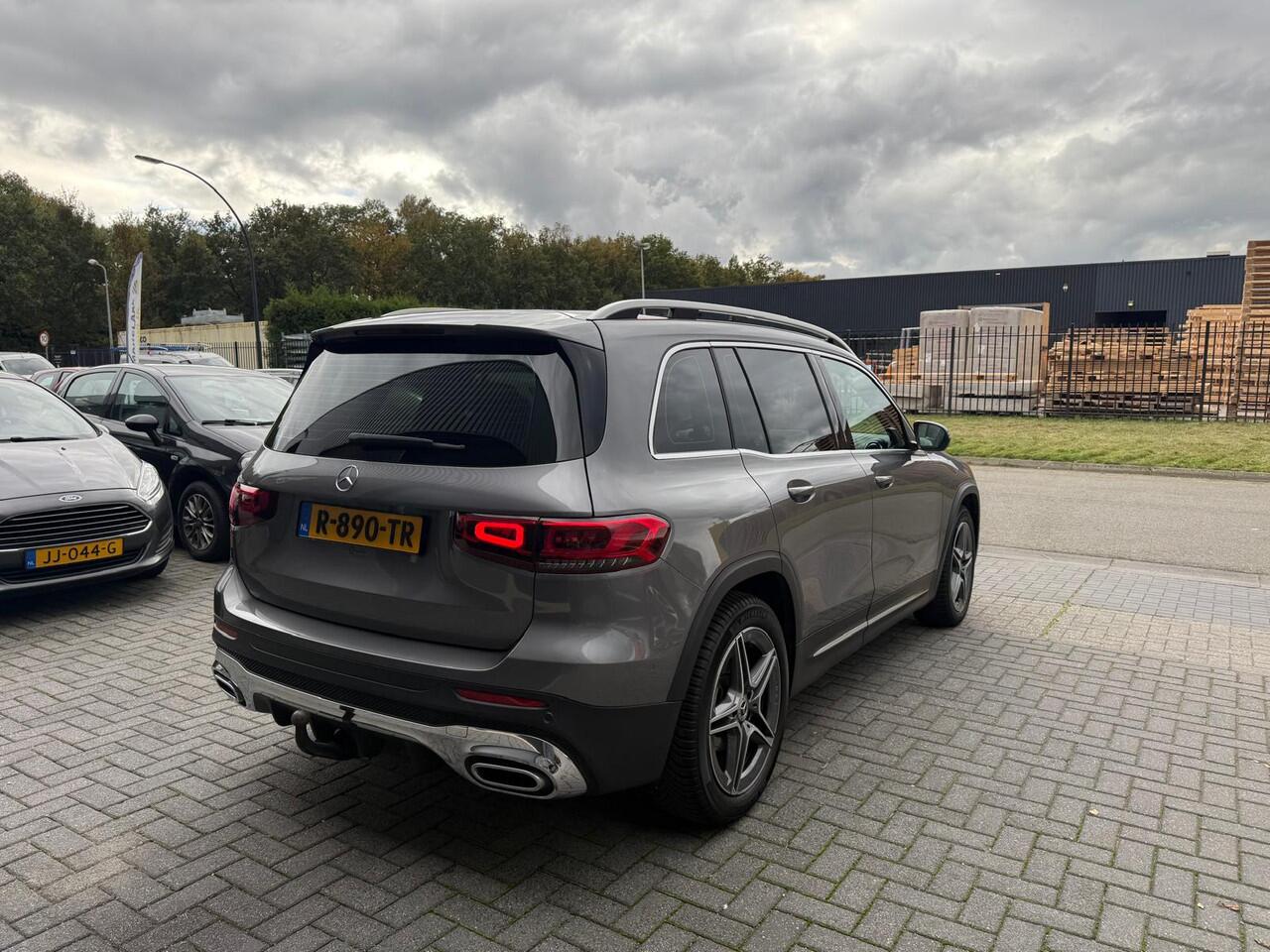 Mercedes-Benz GLB-Klasse 200 Premium Plus | 2E EIGENAAR | 12MND GARANTIE | DAB | CARPLAY | LED | NAVI | TREKHAAK | CRUISE | LMV | AMG LINE |