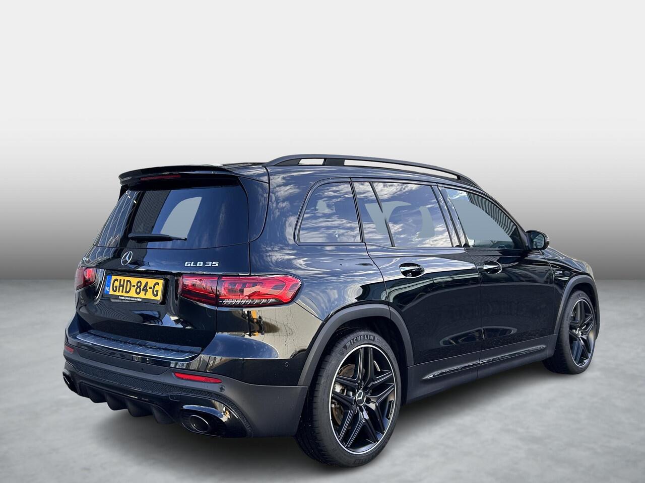 Mercedes-Benz GLB-Klasse AMG 35 4MATIC | Head-Up display | Panoramadak | Memory-pakket | Stoelverwarming | Carplay