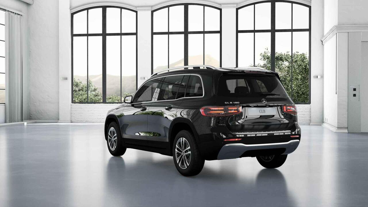 Mercedes-Benz GLB-Klasse 180 Star Edition LIMITED | Achteruitrijcamera | Verwarmde stoelen| Navigatie