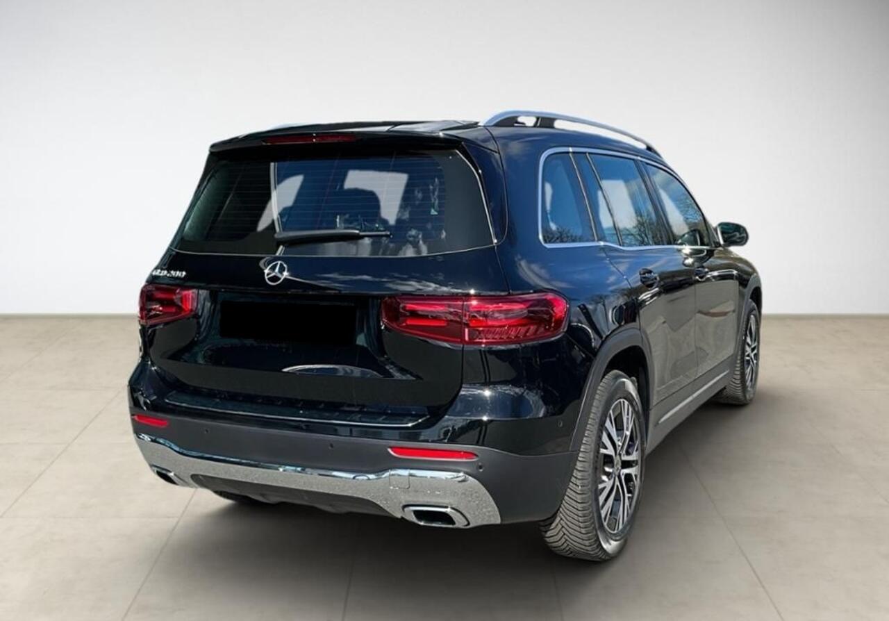 Mercedes-Benz GLB-Klasse 200 Edition 163 PK Automaat Distronic Camera LED Stoelverwarming 18 Inch MBUX Navigatie Premium