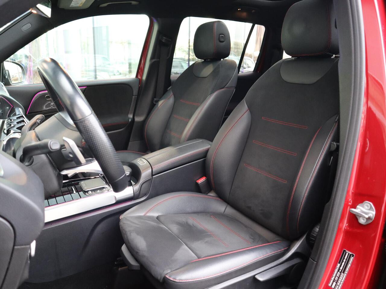 Mercedes-Benz GLB-Klasse 200 AMG line