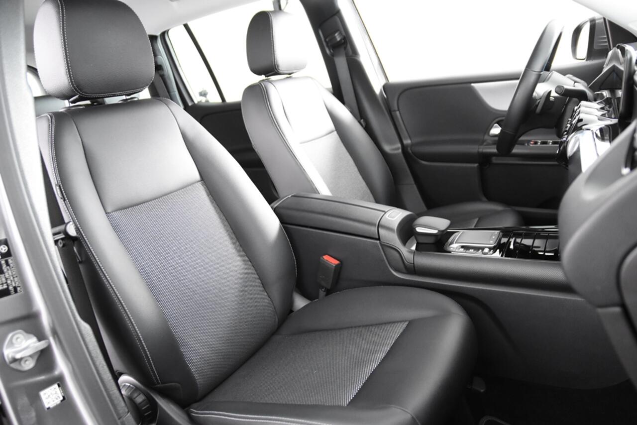 Mercedes-Benz GLB-Klasse 200 *1ste Eigenaar*Leer*Navigatie*Stoelverwarming*Camera*