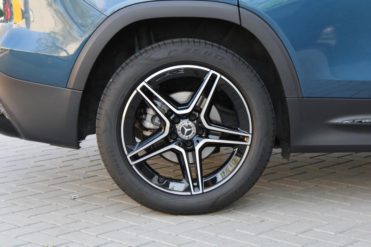 Mercedes-Benz GLB-Klasse 180 AMG Line | BTW | CAMERA | CRUISE | SFEER |