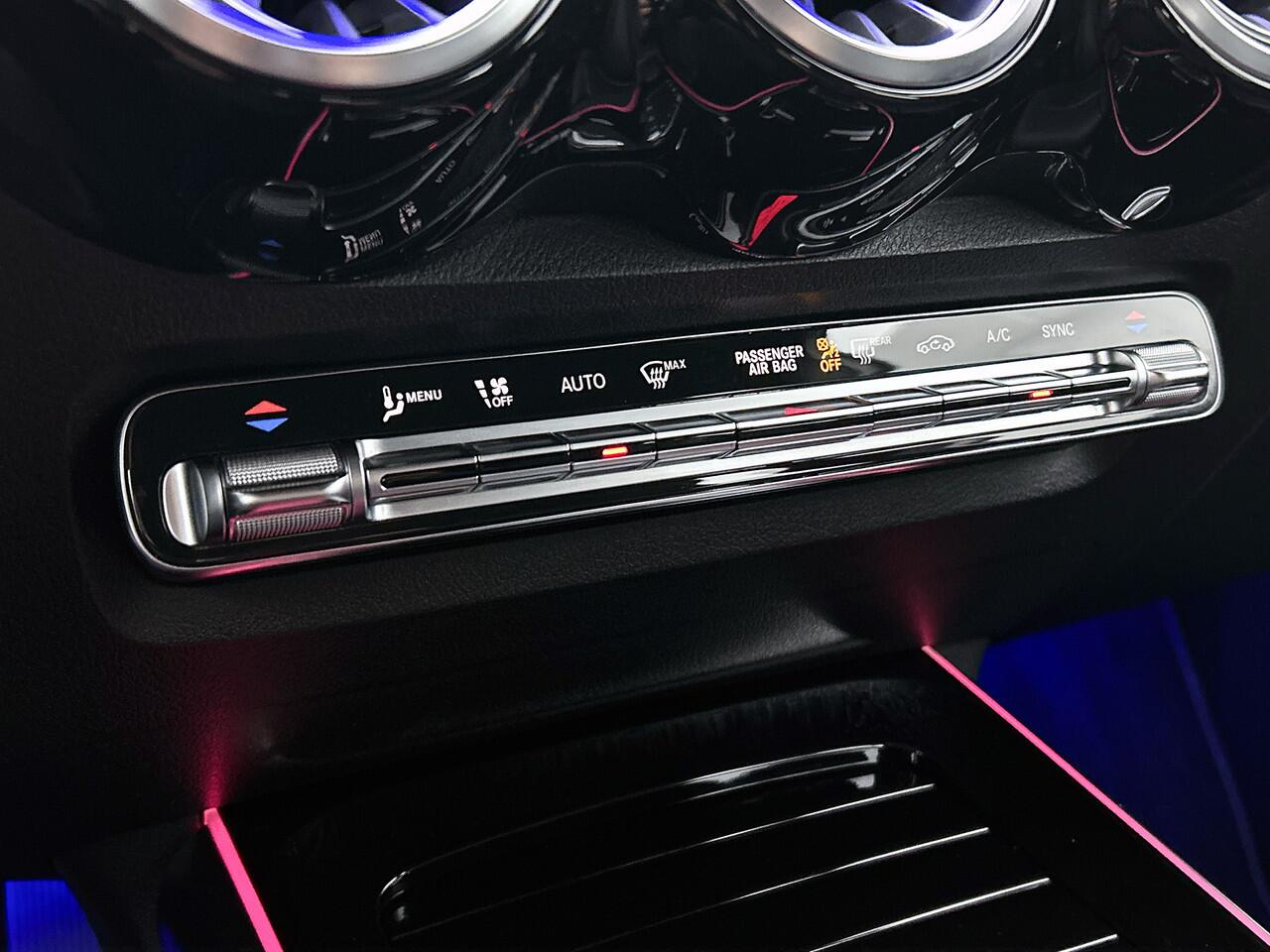 Mercedes-Benz GLB-Klasse 200 Business Solution Luxury | Trekhaak | Achteruitrijcamera | DAB | Elektrische achterklep | Sfeerverlichting | Inclusief 24 maanden MB Certified garantie voor Europa.