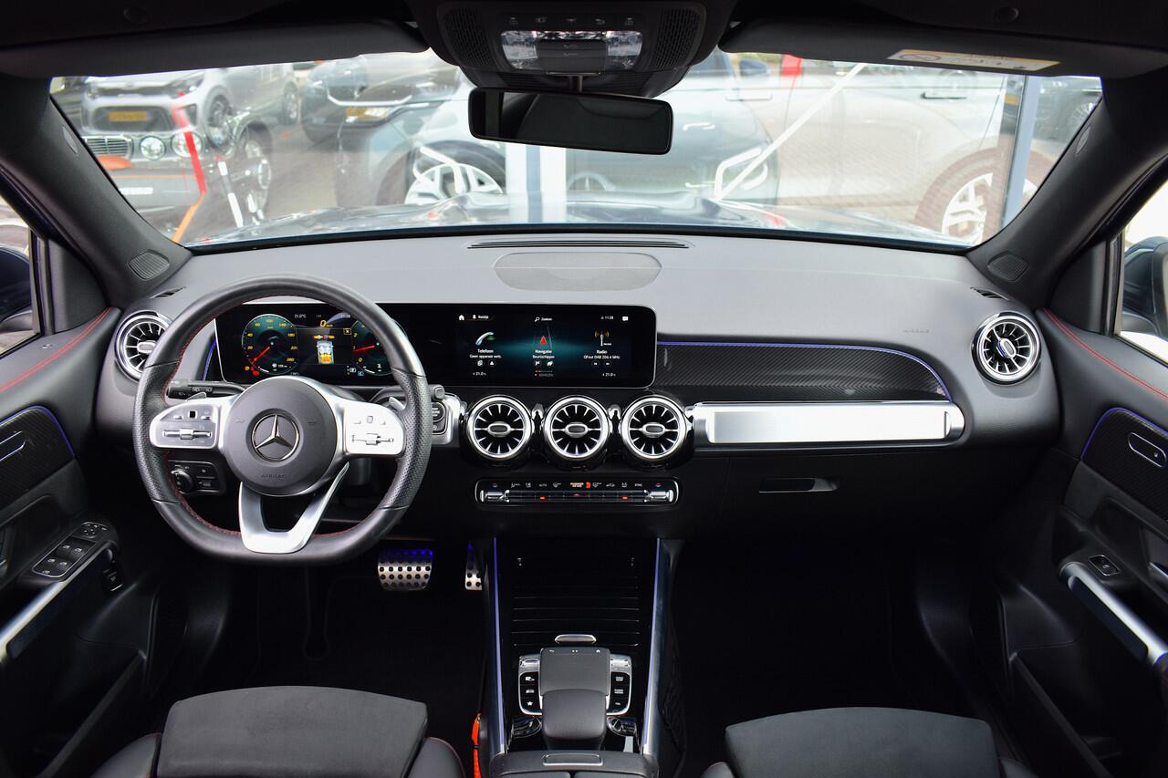 Mercedes-Benz GLB-Klasse 200 Business Solution AMG | Leer/ Alcantara | Ambiant | Stoelverw. | Camera