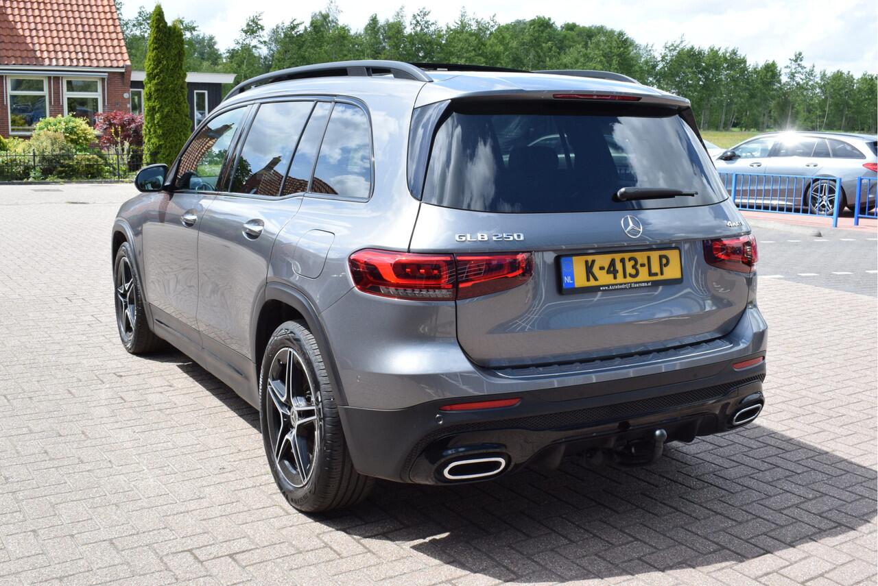 Mercedes-Benz GLB-Klasse 250 4MATIC Premium Plus Trekhaak Panoramadak