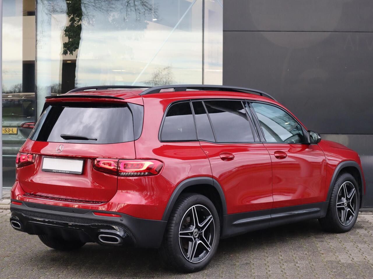 Mercedes-Benz GLB-Klasse 200 AMG line