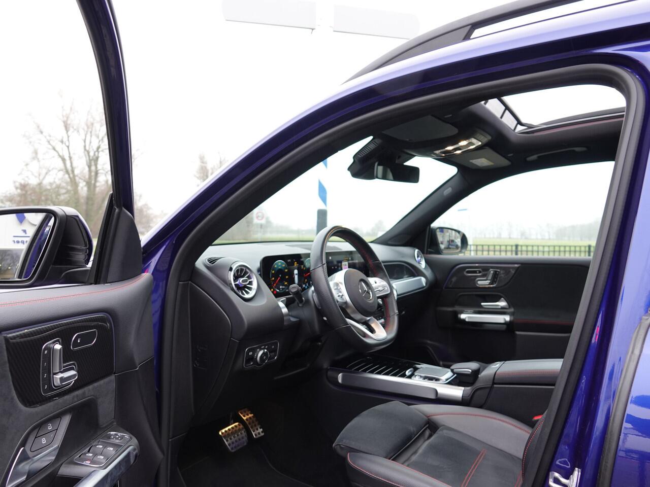 Mercedes-Benz GLB-Klasse 200 Bus. Sol. 165PK AMG PANO | LED MATRIX | MEMORY | LEER | NAVI | DODE HOEK