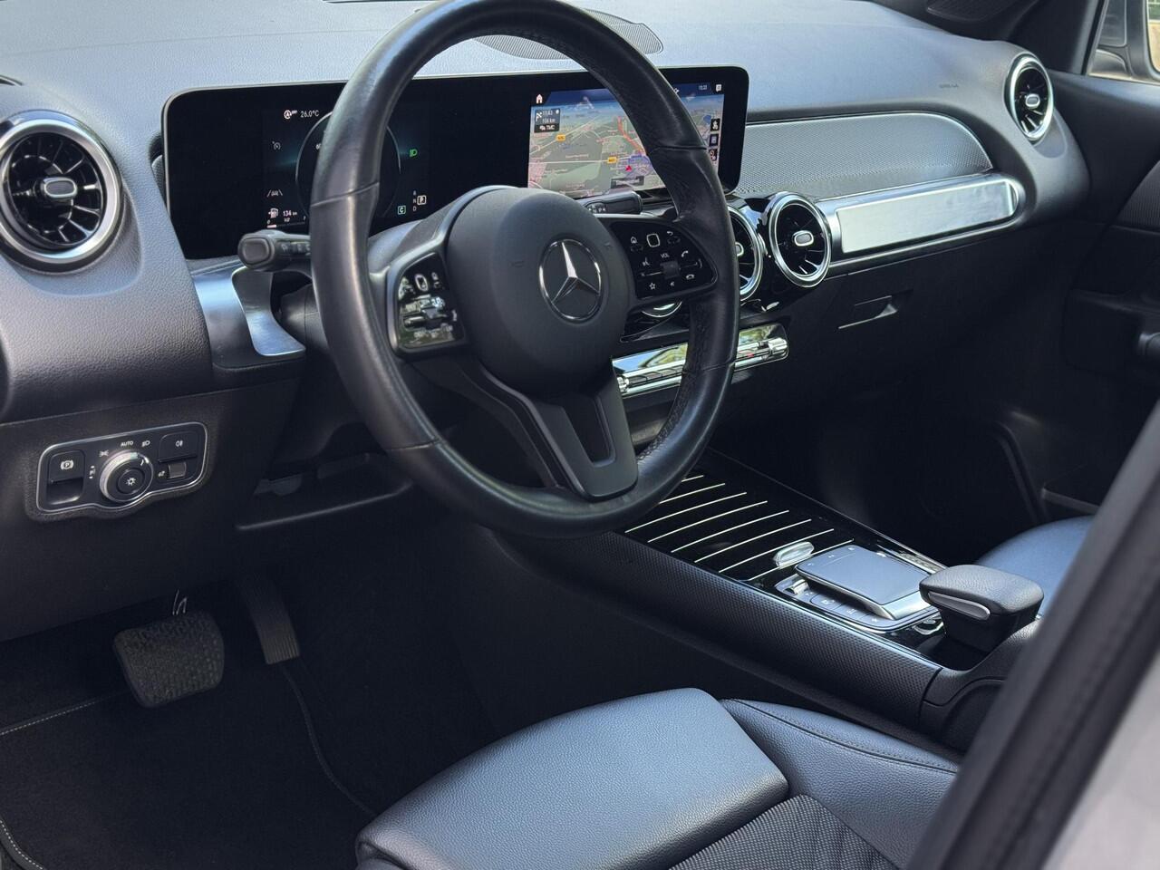 Mercedes-Benz GLB-Klasse 200 Business Solution Luxury 7 PERSONEN NAP