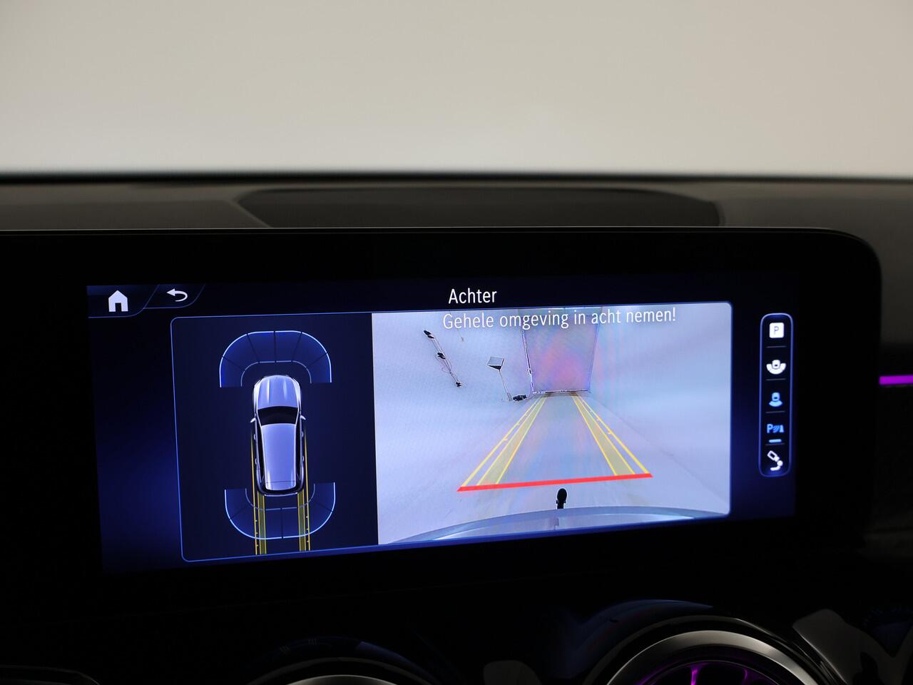 Mercedes-Benz GLB-Klasse 200 AMG-line 7persoons | Trekhaak | Nightpakket | Keyless-Go comfortpakket | Parkeerpakket met achteruitrijcamera | USB-pakket plus | Winter pakket | GUARD 360 ° Vehicle protection Plus | EASY PACK achterklep |