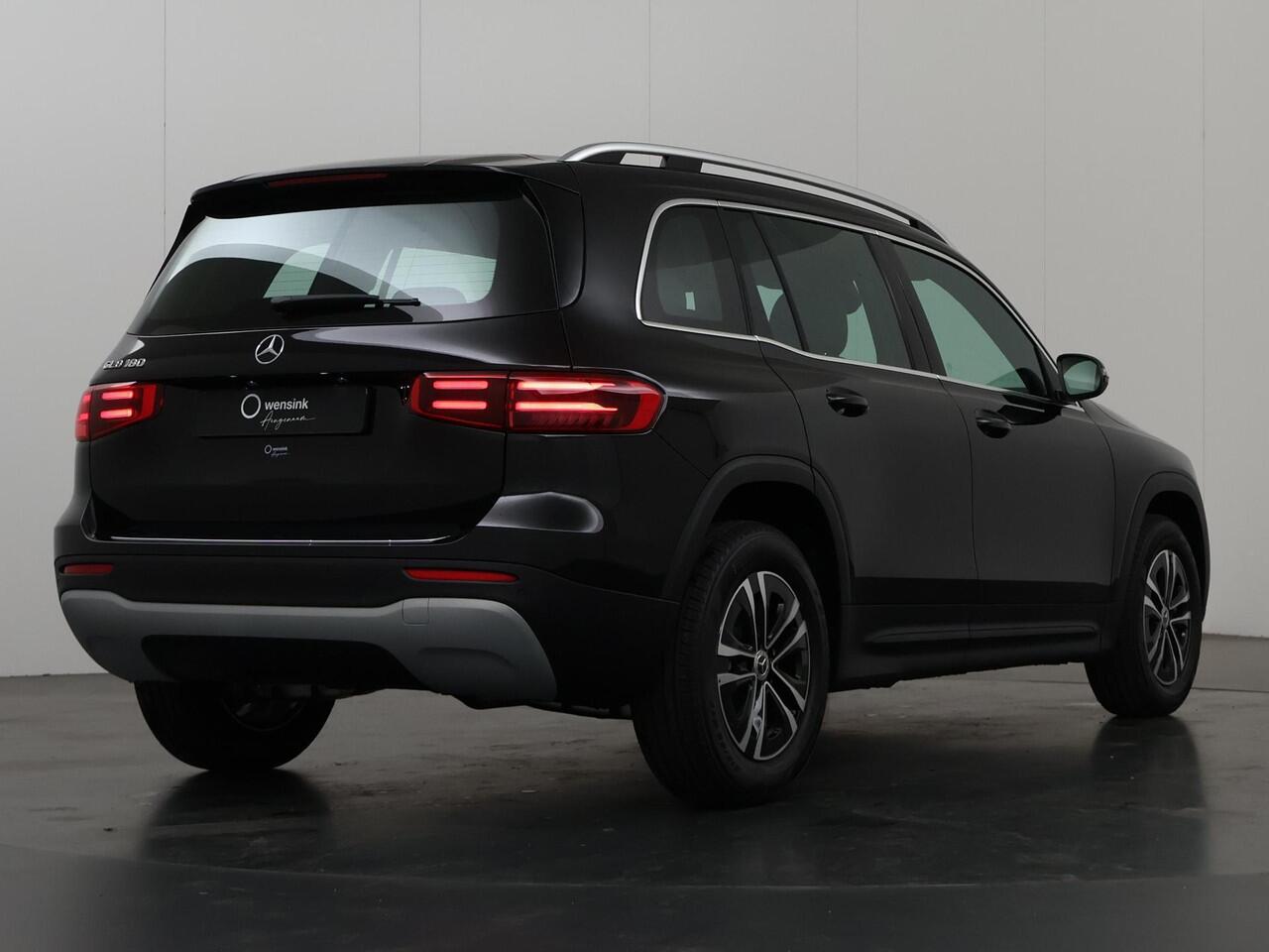 Mercedes-Benz GLB-Klasse 180 Business Solution | High-Performance LED | DAB+ Radio | Achteruitrijcamera | Stoelverwarming