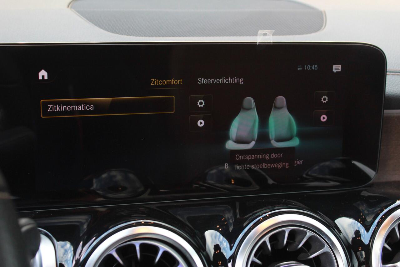 Mercedes-Benz GLB-Klasse 250 4MATIC AMG | Pano | Memory | Burmester | 360 |