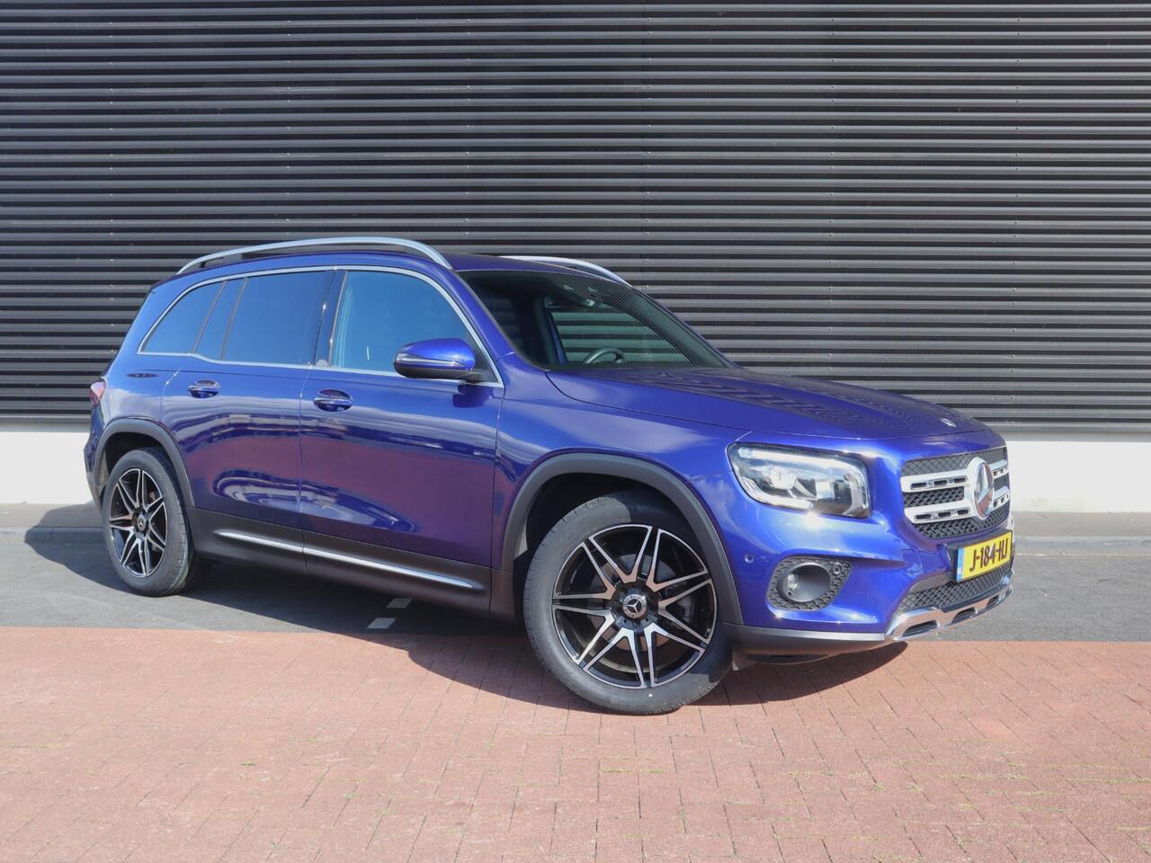 Mercedes-Benz GLB-Klasse 200 | Trekhaak | Clima | Cruise | Navi Full Map | Dealer onderhouden | Stof/Leder | LED | Comfortstoel+Verwarming | PDC V+A+Cam |