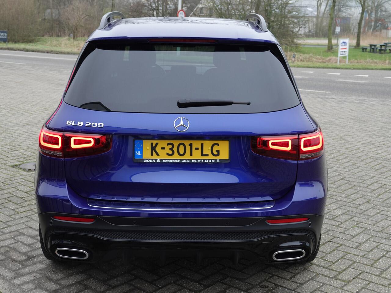 Mercedes-Benz GLB-Klasse 200 Bus. Sol. 165PK AMG PANO | LED MATRIX | MEMORY | LEER | NAVI | DODE HOEK