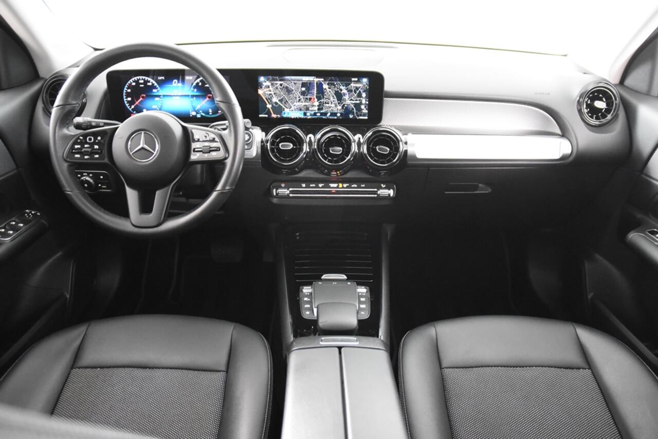 Mercedes-Benz GLB-Klasse 200 Business Solution *1ste Eigenaar*Leer*Navigatie*Stoelverwarming*