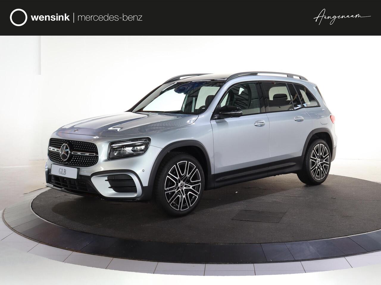 Mercedes-Benz GLB-Klasse 180 Business Solution AMG | AMG Line Plus pakket | Panoramaschuifdak | Winterpakket | Trekhaak | 20" AMG velgen |