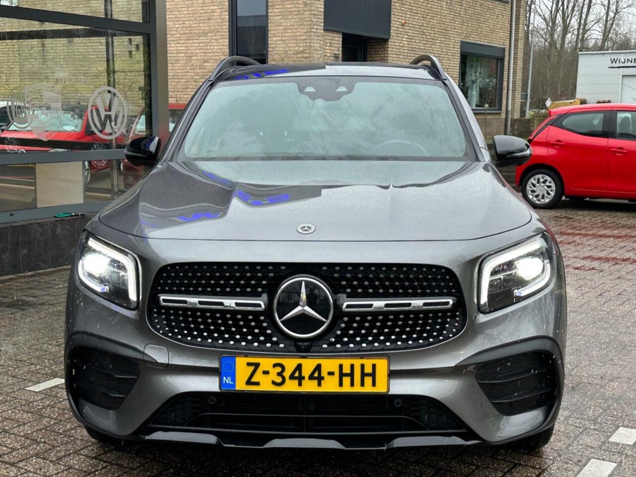 Mercedes-Benz GLB-Klasse 250 4M. AMG LINE Panorama Cruise Sfeer Burmester