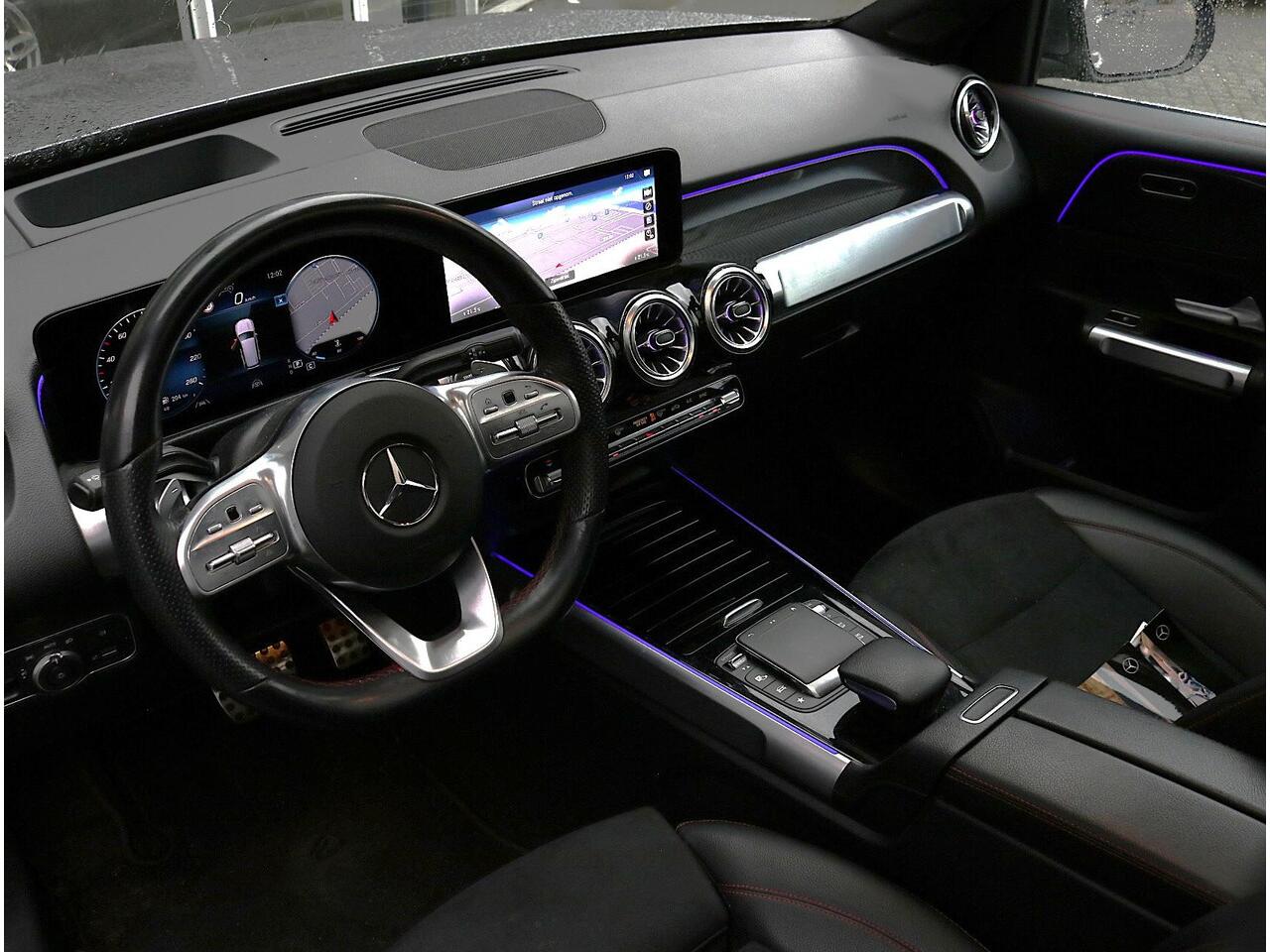 Mercedes-Benz GLB-Klasse 180 AMG Line 7p. Distronic | Panoramadak