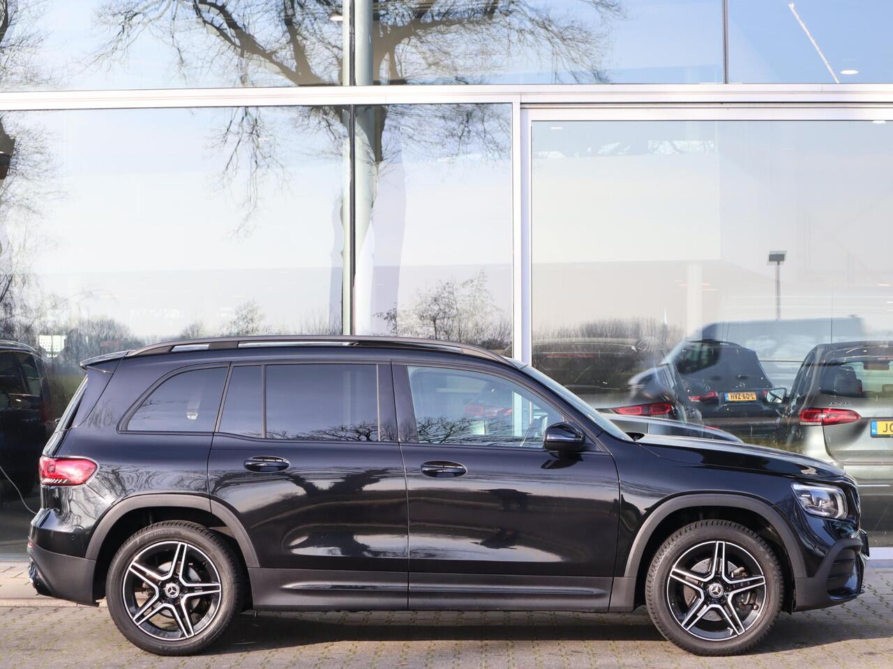 Mercedes-Benz GLB-Klasse 200 AMG line