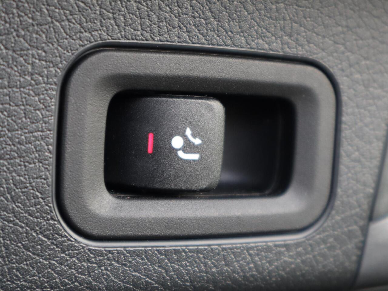 Mercedes-Benz GLB-Klasse 200 AMG line