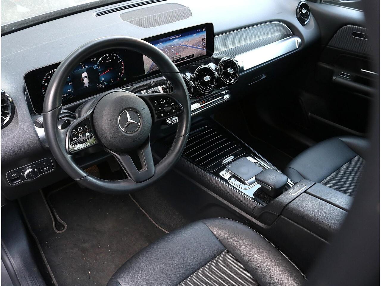 Mercedes-Benz GLB-Klasse 200 | Camera | Trekhaak | Apple/Android